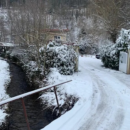 Le Clapot- Les Iris Homestay szállás