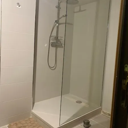 Le Clapot- Les Iris Homestay Saint-Etienne (Loire)